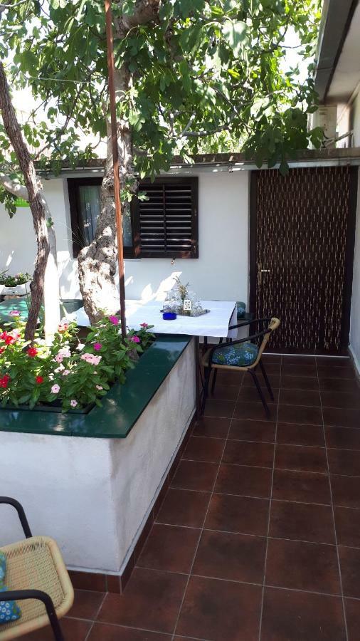 Luminaria Solis Vacation Home Rogoznica  Ngoại thất bức ảnh